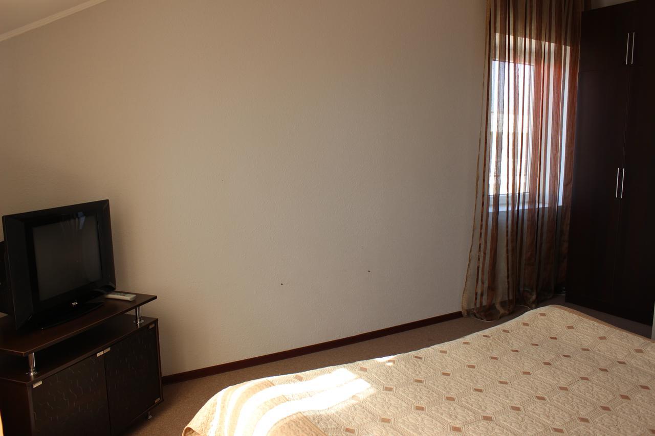 Zlata Inn Tamchy Habitación foto