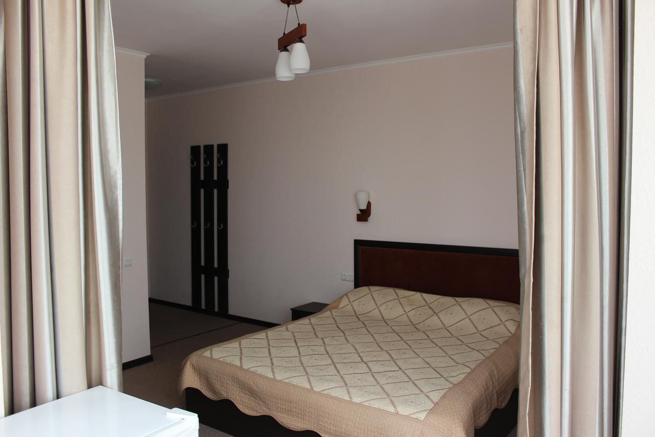 Zlata Inn Tamchy Habitación foto