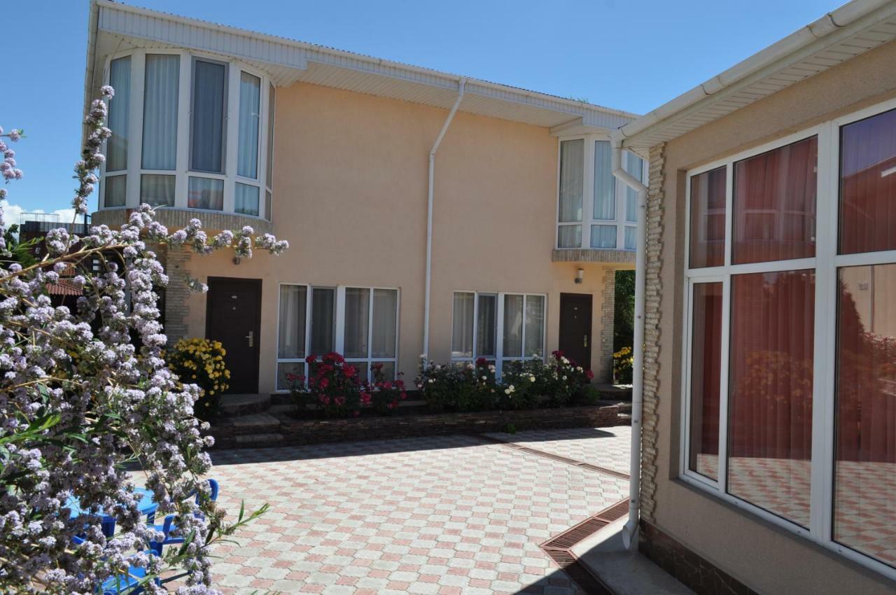 Zlata Inn Tamchy Exterior foto
